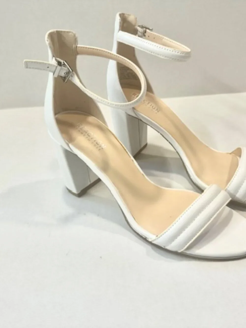 Kenneth Cole Reaction Womens Lolita Dress Sandals Block Heel White Size US 8.5